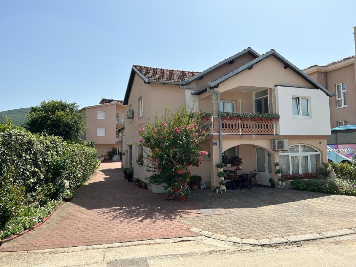 Guest House Zarko & Mara Medjugorje Ngoại thất bức ảnh