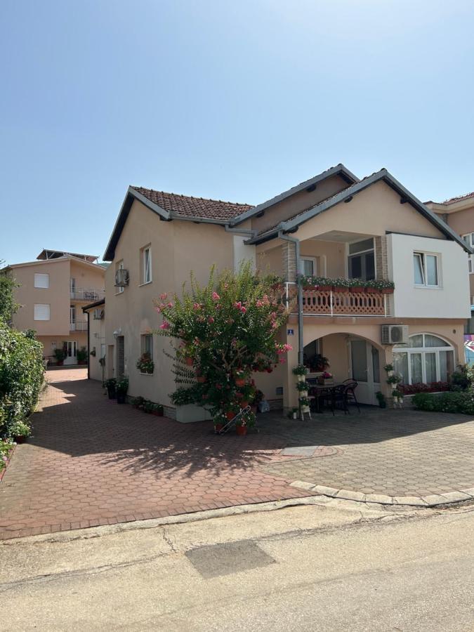 Guest House Zarko & Mara Medjugorje Ngoại thất bức ảnh